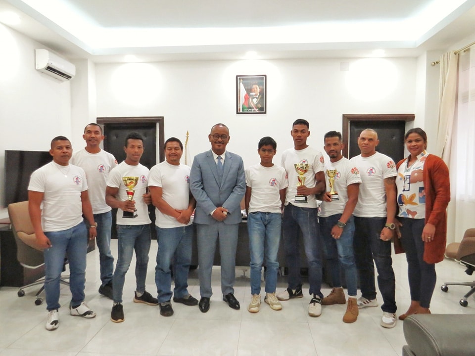 MIXED MARTIAL ARTS DE MADAGASCAR: FITSIDIHANA ARA-POMBA OFISIALY