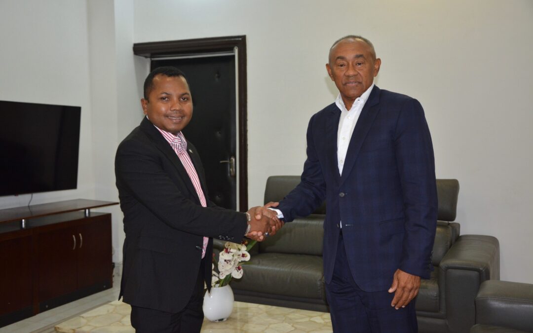 Rencontre entre le Ministre et l’ancien président de la CAF, Monsieur Ahmad Ahmad